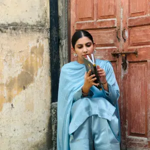 Mehrunisa Farshi shalwar - Image 3