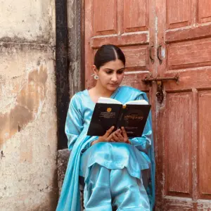 Mehrunisa Farshi shalwar