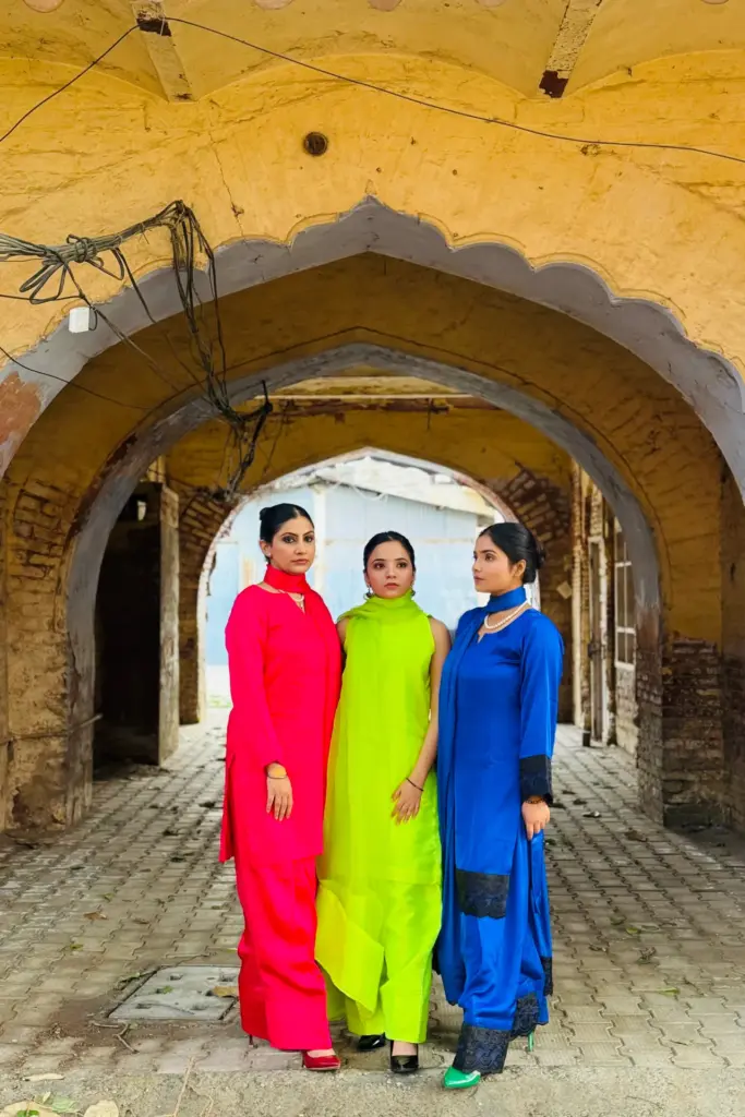 Pink-e-Maharani Farshi shalwar