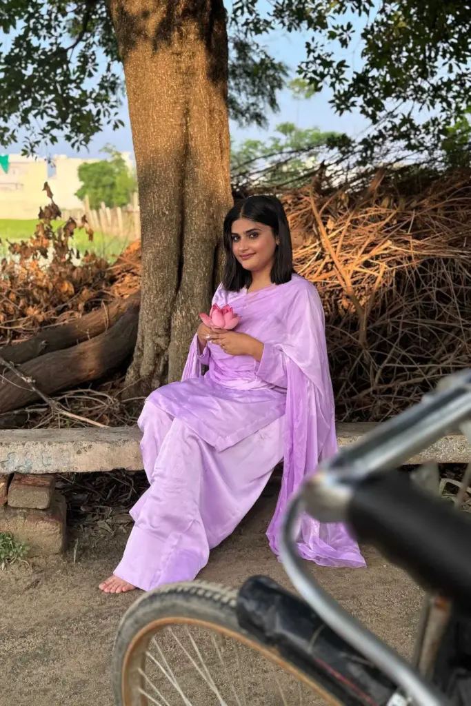 Lavender-e-Maharani Farshi shalwar