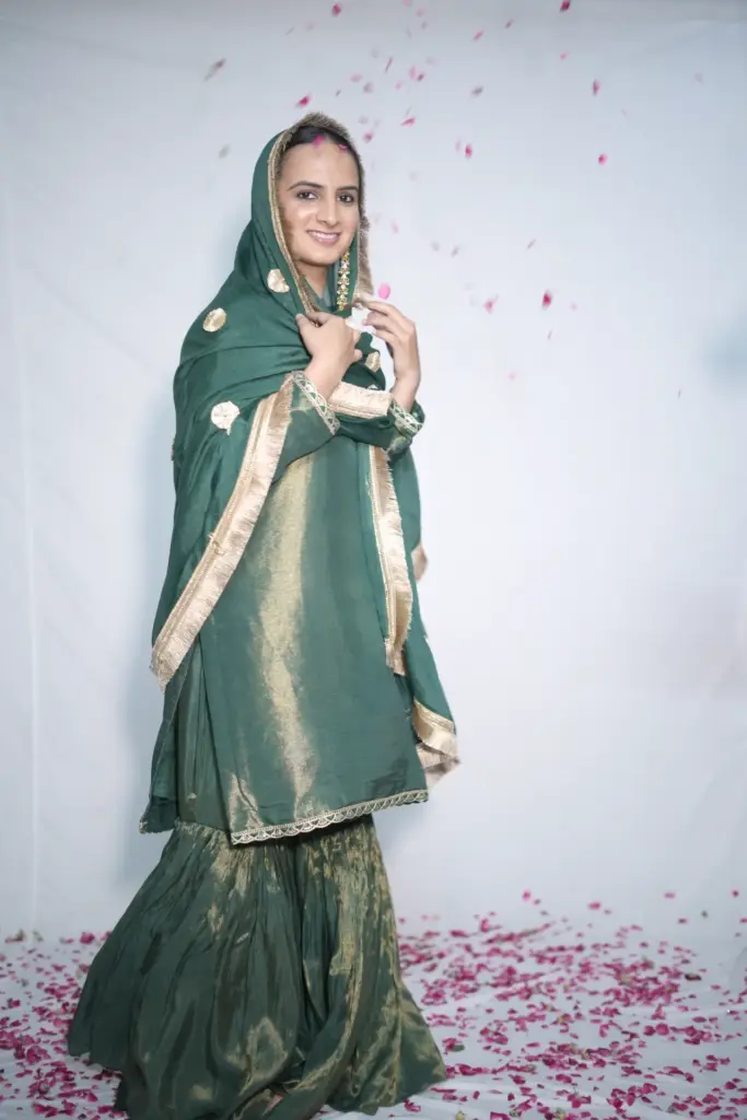 Begum Rani Garara set