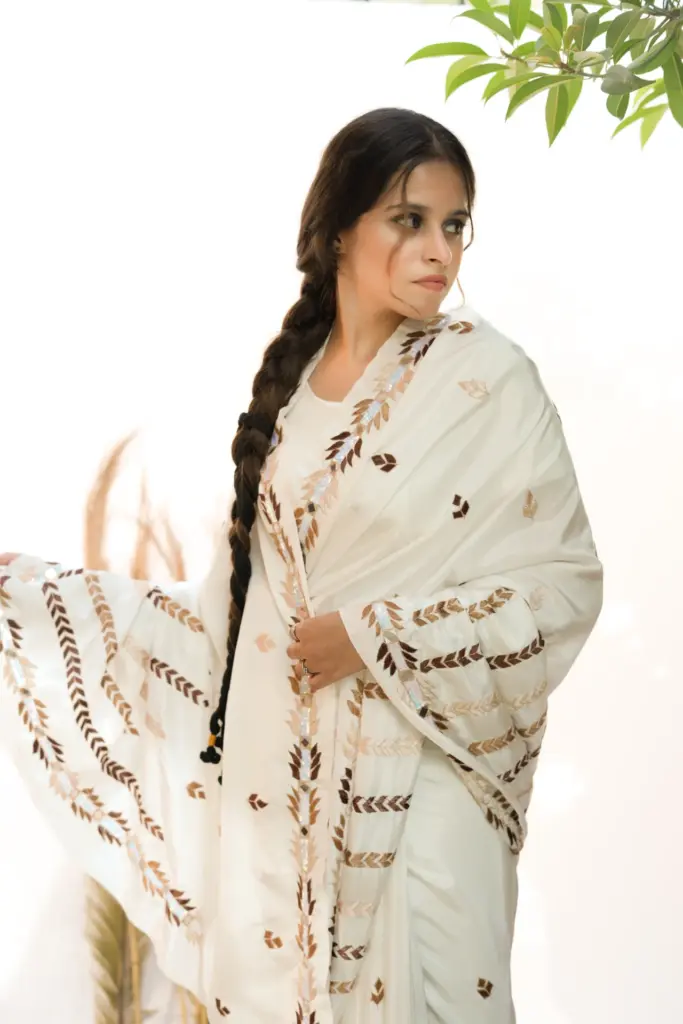 Kanki Phulkari Sarhee