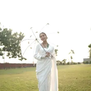 Pure Royalty in White - Image 3